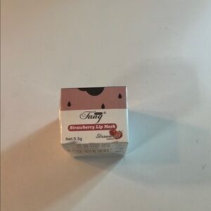 FANG Lip Mask in Pink and White